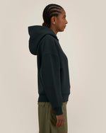 Black - C002
