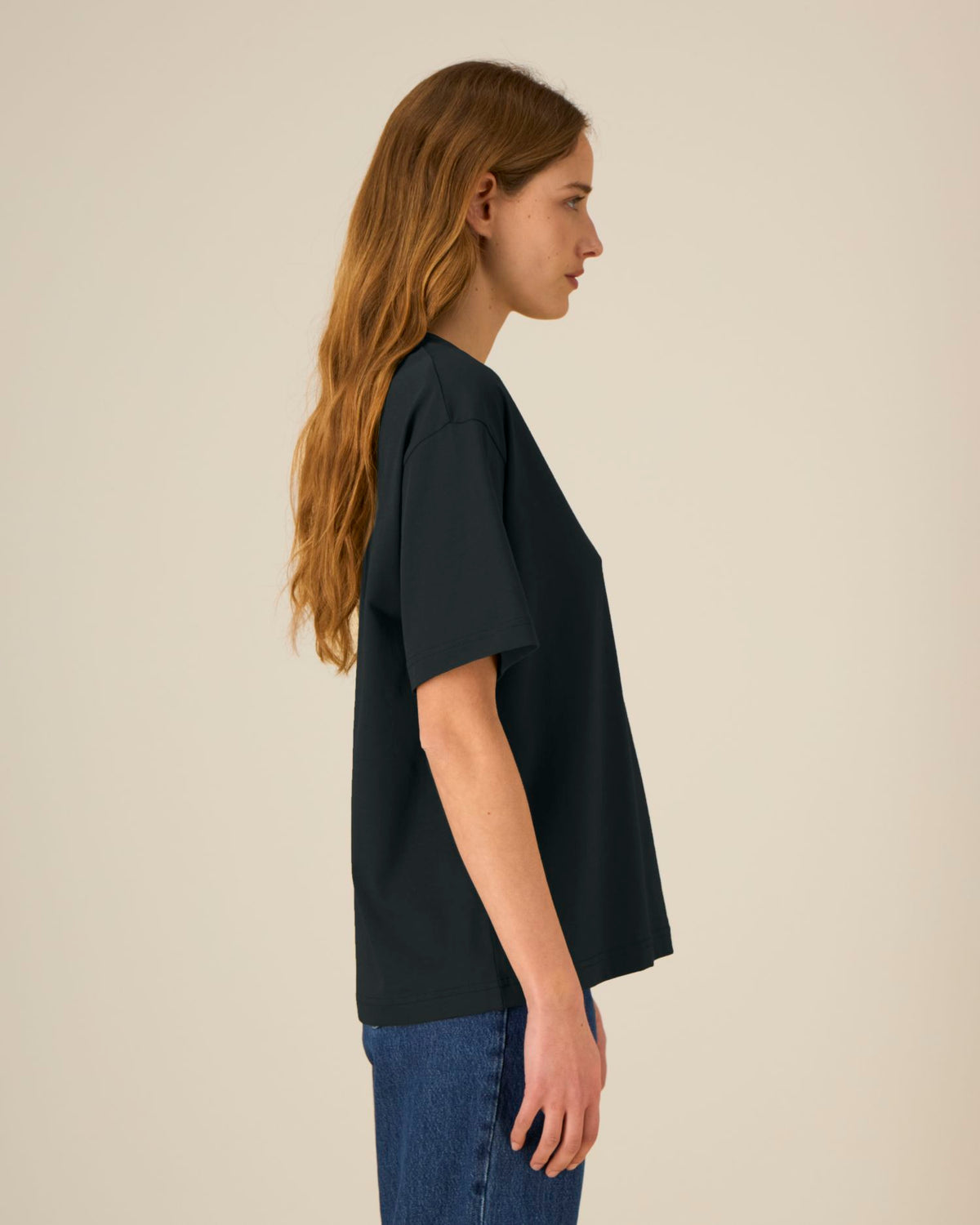 Black - C002
