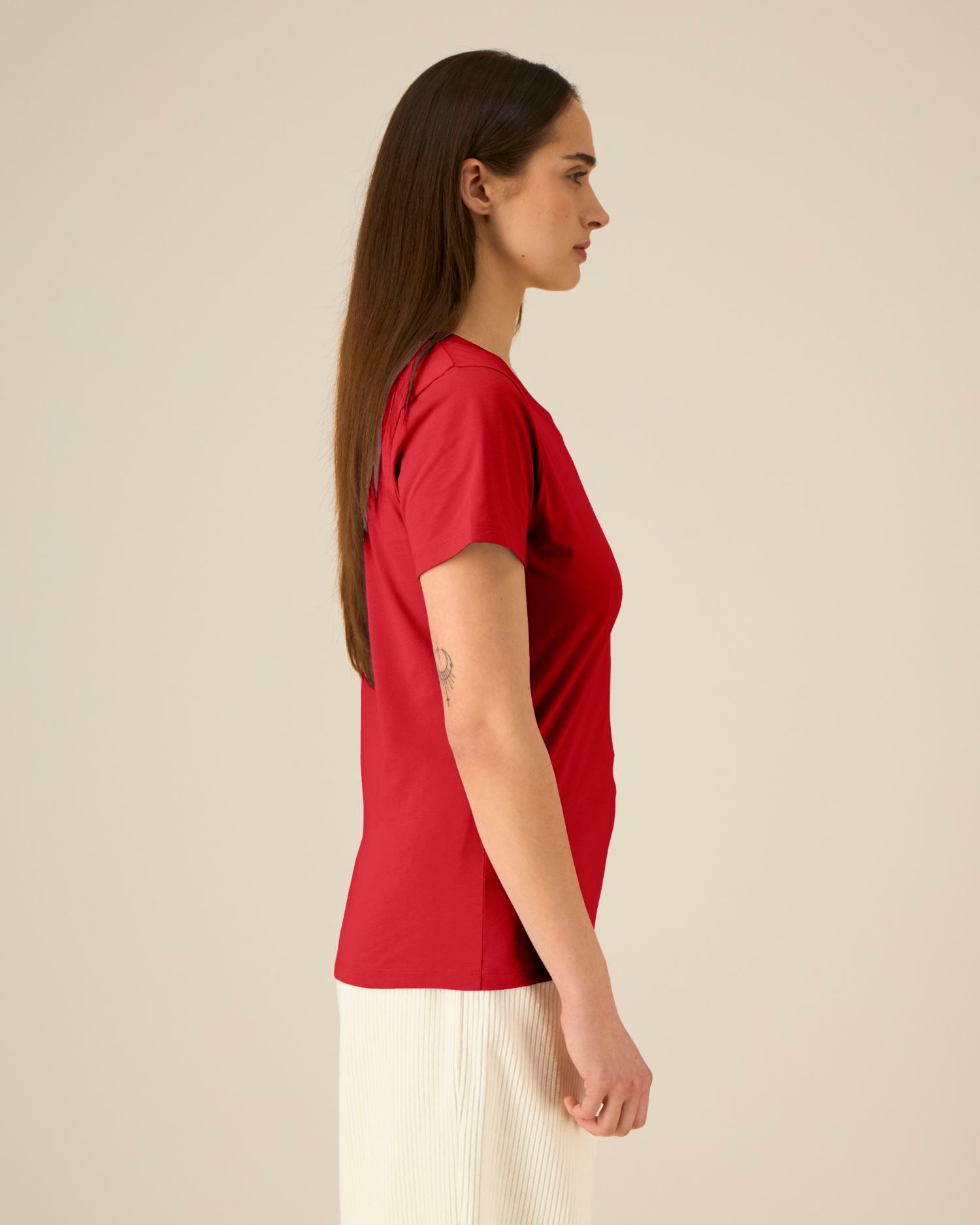 Red - C004