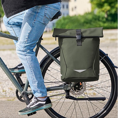 Sac_a_dos_ordinateur_recycle_Halfar___1818063_CYBER26.jpg