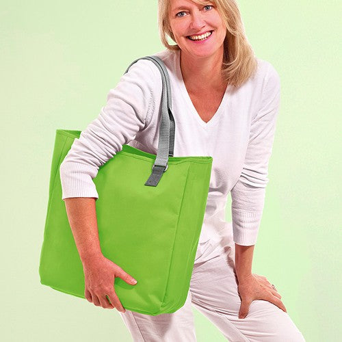 Sac_shopping_2_1807781_CYBER26.jpg