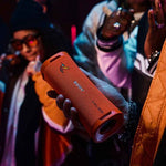 Sony_ULTField1_Orange-6-id732-juin25.jpg