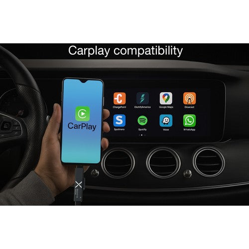 c58-c59-lifestyle-carplay.zoom-id616-sept25.jpg