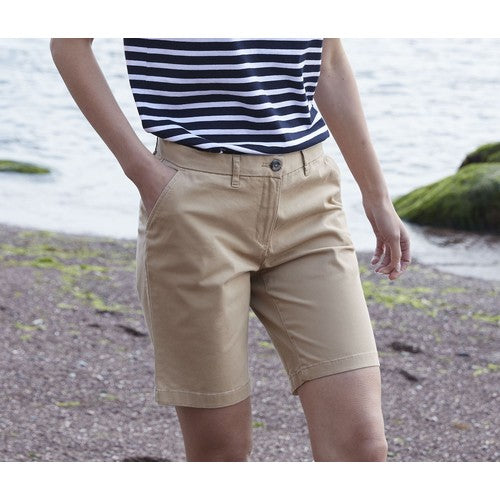 fr606_lifestyle_464cd586_ibx_2026.jpg