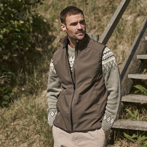 tj9522_lifestyle_0164e1f3_ibx_2026.jpg