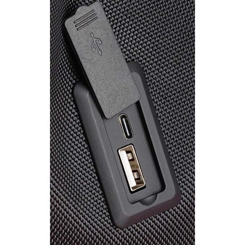 typec-connector.zoom-id616-jan26.jpg